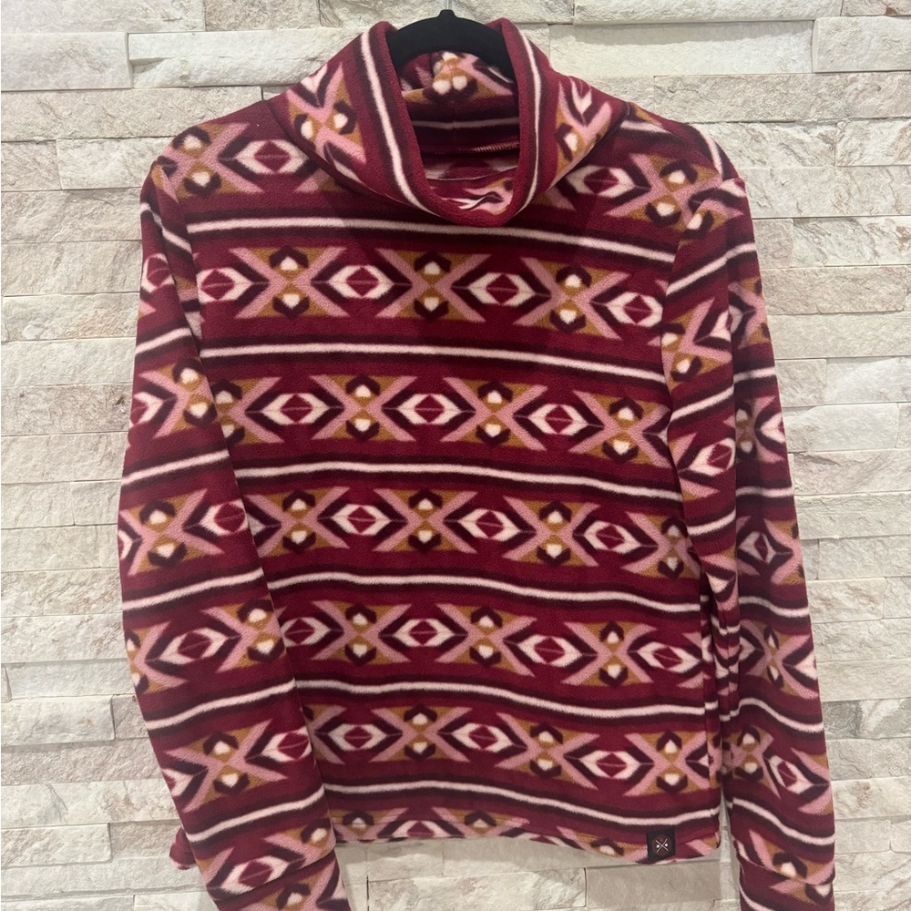 Mountain and Isles sweater